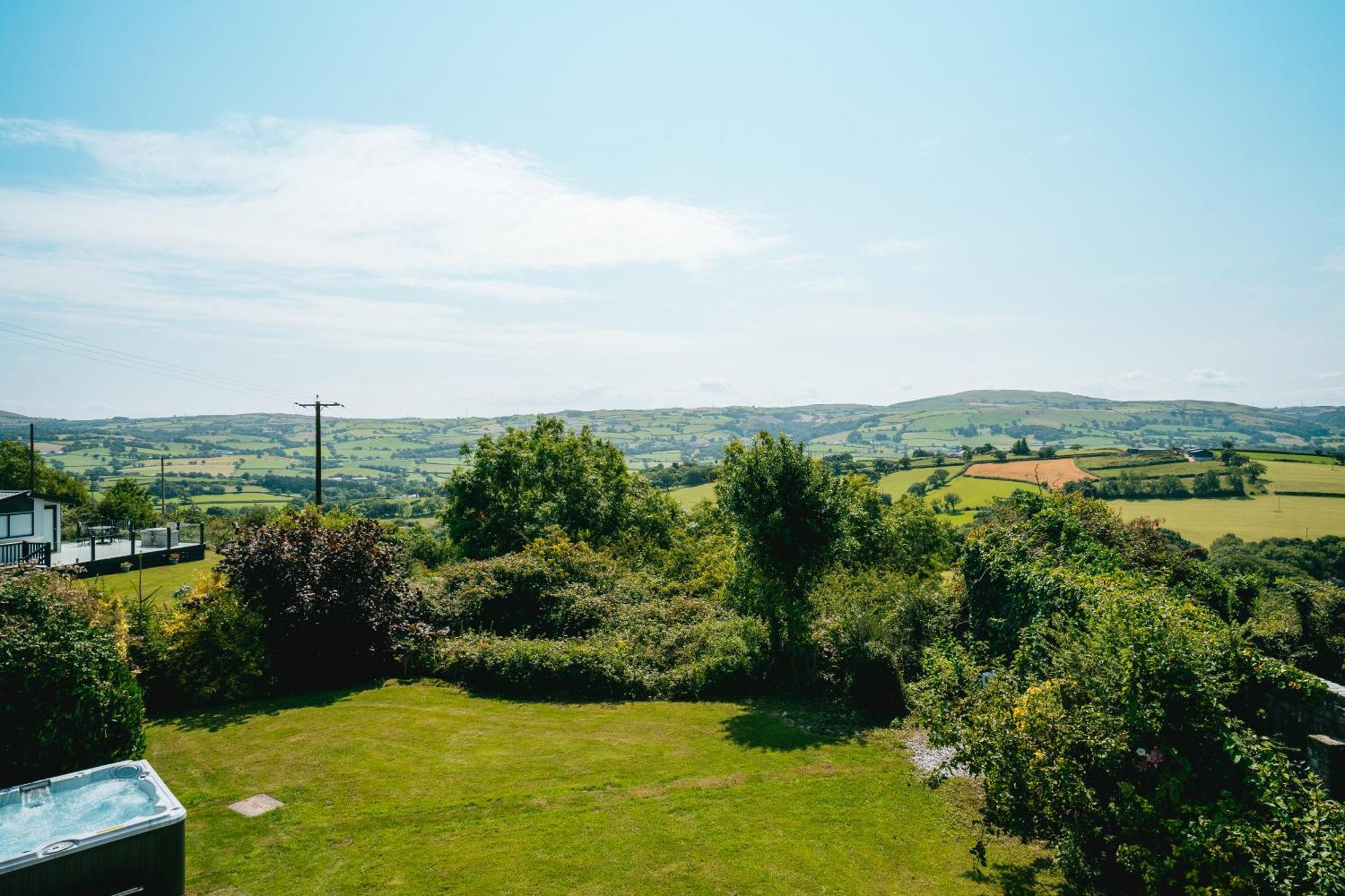 The Farmhouse At Bryn Defaid Llysfaen Eksteriør billede